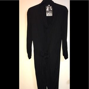 YOUNG, FABULOUS, & BROKE / JUMPSUIT / SIZE XS